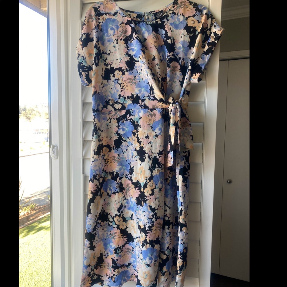 Bobeau Floral dress